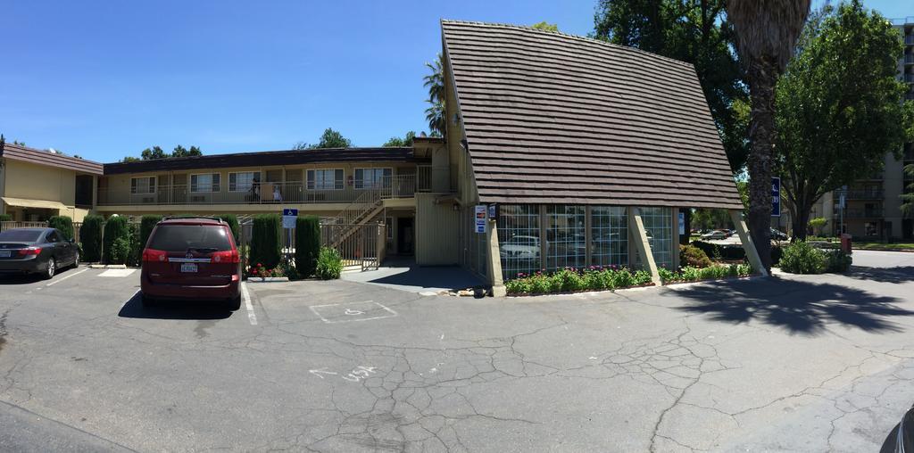 Discovery Inn Modesto Eksteriør bilde