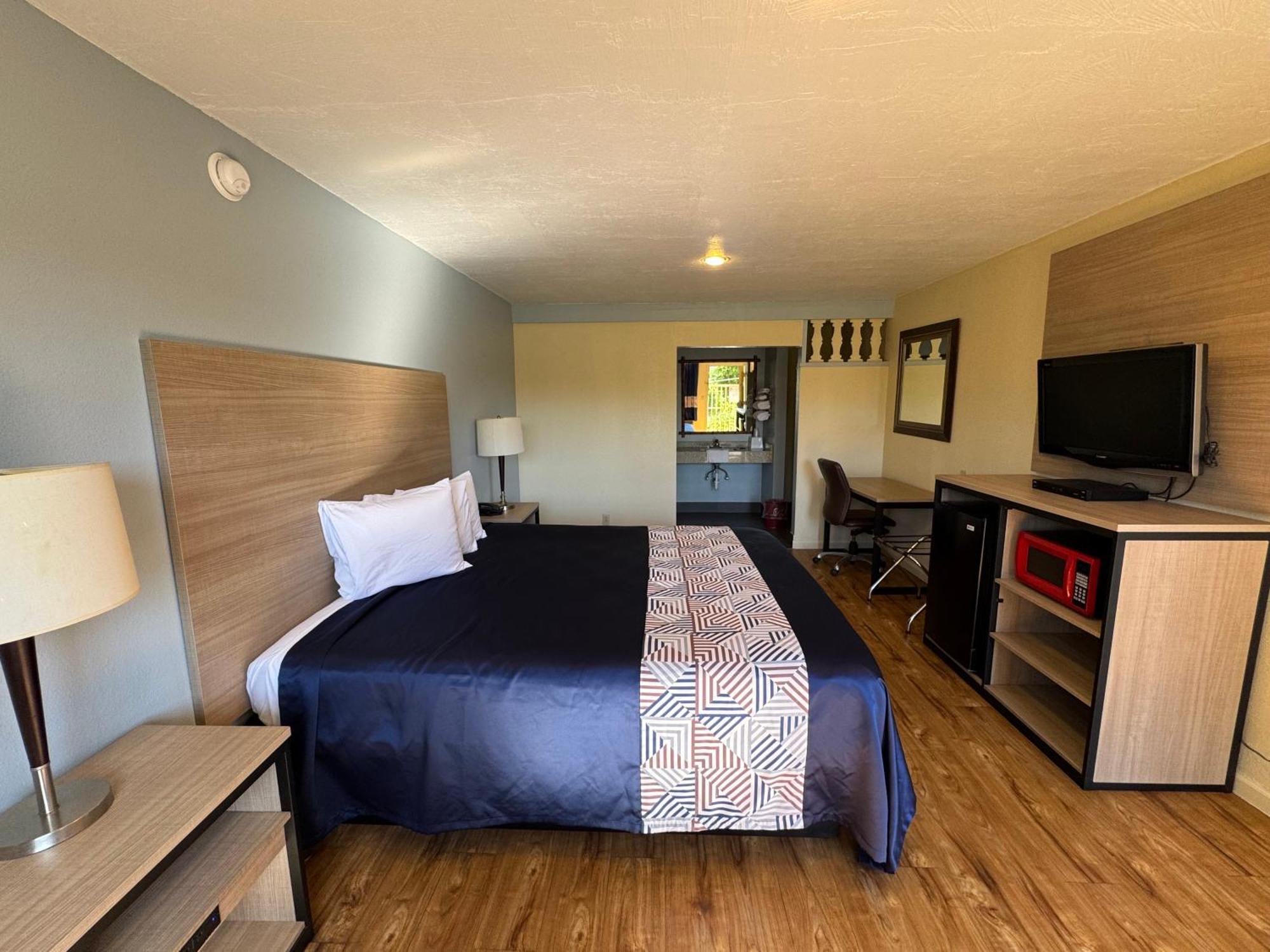 Discovery Inn Modesto Eksteriør bilde